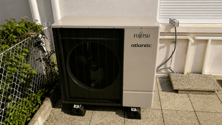 Installation de pompe à chaleur AIR/EAU